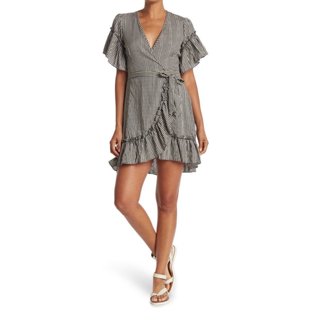 MAX STUDIO Short Sleeve Gingham.Ruffle skirt.Color:BCKRM101.New with Tag!